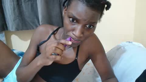 just ebonee online show from October 29, 6:15 am