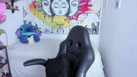 Sofia online show from April 13, 5:07 pm