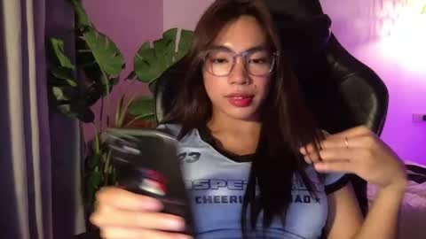 Snapshot of just_marjorie69 chatting on March 12, 1:30 pm Be you online show from March 12, 1:30 pm