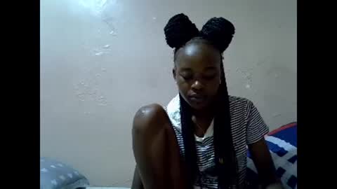 Snapshot of just_nuru chatting on January 10, 5:24 pm just_nuru online show from January 10, 5:24 pm