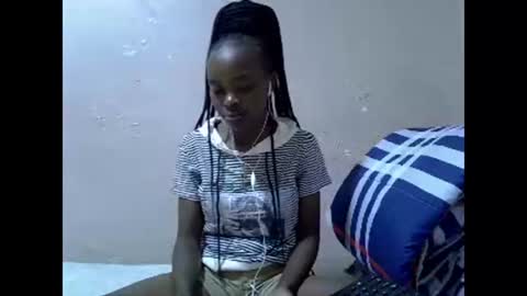 Snapshot of just_nuru chatting on January 15, 5:37 pm just_nuru online show from January 15, 5:37 pm