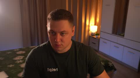 Snapshot of just_top chatting on December 20, 4:03 pm David online show from December 20, 4:03 pm