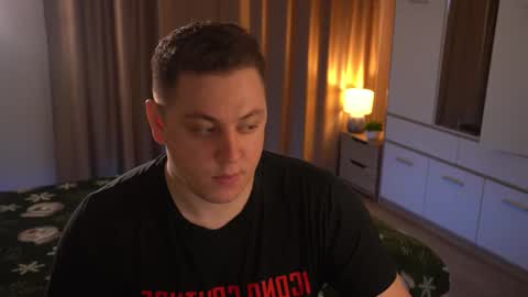 Snapshot of just_top chatting on December 21, 4:03 pm David online show from December 21, 4:03 pm