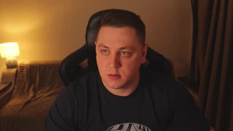 Snapshot of just_top chatting on March 10, 8:03 pm David online show from March 10, 8:03 pm