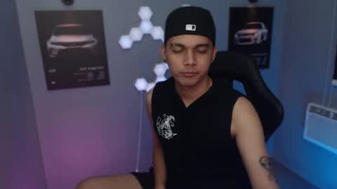 Snapshot of justagamerxxx chatting on September 8, 9:14 pm Rhys online show from September 8, 9:14 pm