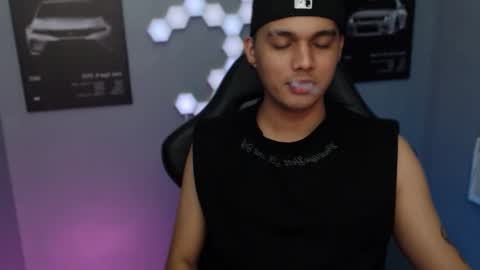 Snapshot of justagamerxxx chatting on October 9, 5:11 pm Rhys online show from October 9, 5:11 pm