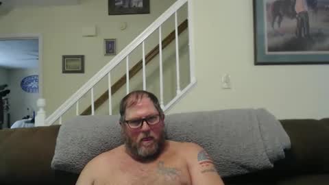 Snapshot of justaguyandnaked chatting on May 13, 5:10 pm justaguyandnaked online show from May 13, 5:10 pm