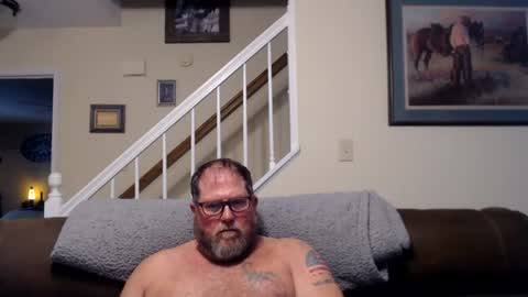 Snapshot of justaguyandnaked chatting on June 22, 10:40 pm justaguyandnaked online show from June 22, 10:40 pm