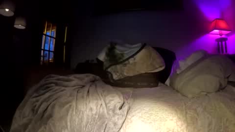 Snapshot of justanimals chatting on March 20, 11:26 am justanimals online show from March 20, 11:26 am