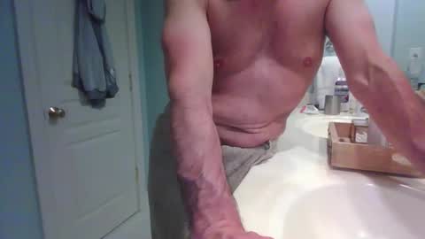 justanotherdadbod2025 online show from March 26, 2:39 am