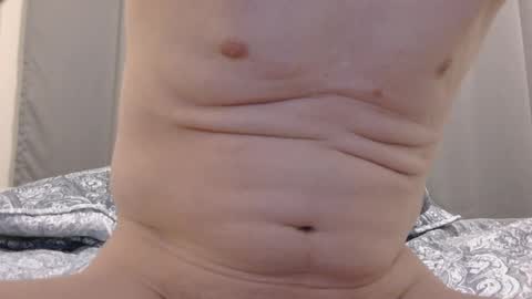 Snapshot of justasexyguyforu chatting on May 11, 8:42 am justasexyguyforu online show from May 11, 8:42 am