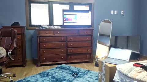 Snapshot of justaskforbiga chatting on March 13, 5:30 pm Tohiptwoquit online show from March 13, 5:30 pm