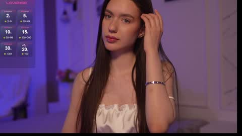 Snapshot of justbarbie_new_ chatting on January 17, 4:15 pm Katarina online show from January 17, 4:15 pm