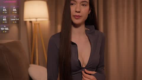 Snapshot of justbarbie_new_ chatting on February 7, 9:15 pm Katarina online show from February 7, 9:15 pm