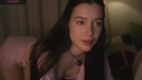 Snapshot of justbarbie_new_ chatting on April 30, 6:36 pm Katarina online show from April 30, 6:36 pm