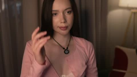 Snapshot of justbarbie_new_ chatting on May 21, 6:26 pm Katarina online show from May 21, 6:26 pm
