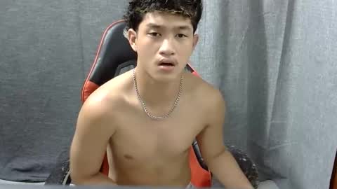 Cyril online show from April 9, 1:16 am