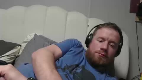 justformeandmyself1234 online show from October 12, 4:11 am