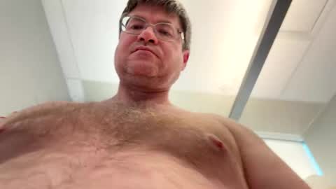 Snapshot of justfunguy221287 chatting on February 19, 9:22 pm justfunguy221287 online show from February 19, 9:22 pm