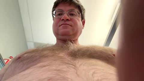 Snapshot of justfunguy221287 chatting on February 23, 9:45 pm justfunguy221287 online show from February 23, 9:45 pm