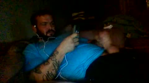 justgrosch4200 online show from April 2, 3:15 am