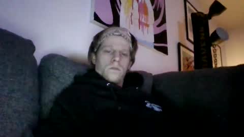 Snapshot of justhavingfun111 chatting on December 18, 4:42 am justhavingfun111 online show from December 18, 4:42 am