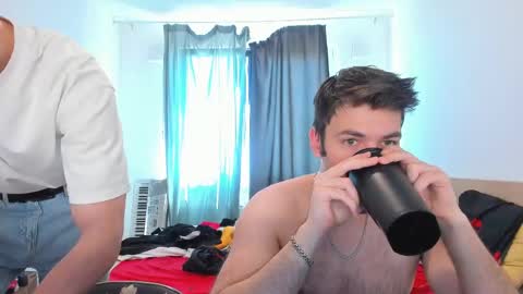 Snapshot of justin_badd chatting on May 2, 10:20 am justin_badd online show from May 2, 10:20 am