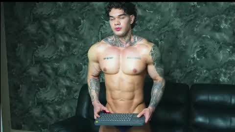 justin clark1 online show from June 13, 12:41 am