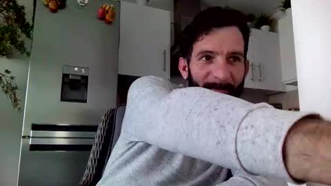 Justin online show from November 1, 11:45 am