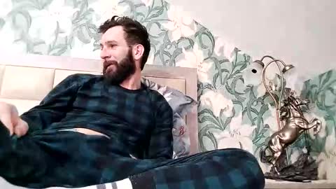 Justin online show from February 3, 9:36 am