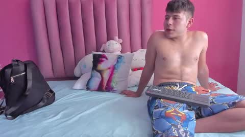 Snapshot of justin_jazmin chatting on January 13, 7:31 pm JUSTIN Y JAZMIN online show from January 13, 7:31 pm