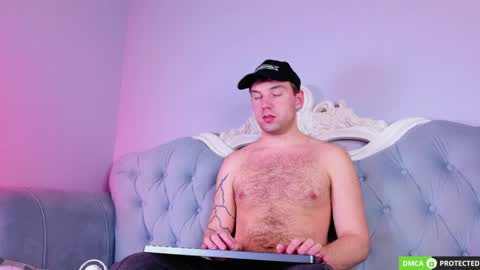 Snapshot of justin_reed chatting on May 2, 2:22 pm Arthur online show from May 2, 2:22 pm