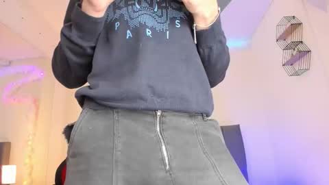 Justin online show from February 21, 11:11 am