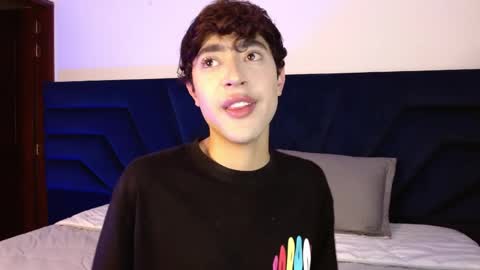 Justin online show from April 4, 3:49 am