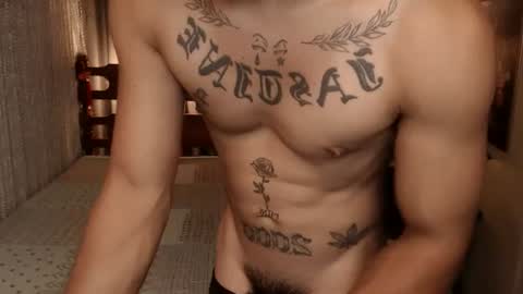 Snapshot of justine_hunk chatting on July 11, 7:22 am justine_hunk online show from July 11, 7:22 am