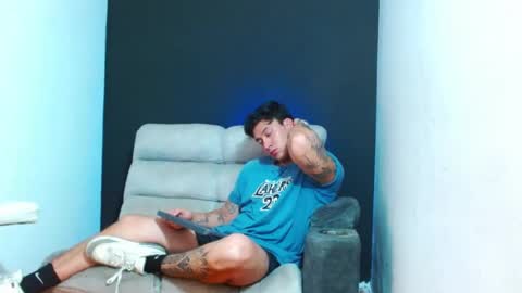 Snapshot of justinfuller_31 chatting on July 22, 12:57 am justinfuller_31 online show from July 22, 12:57 am