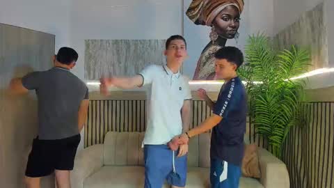 justingtime21 online show from November 25, 5:40 am