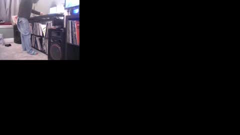 Snapshot of justinjodysarah957251 chatting on February 12, 11:33 pm Techno Nymph online show from February 12, 11:33 pm