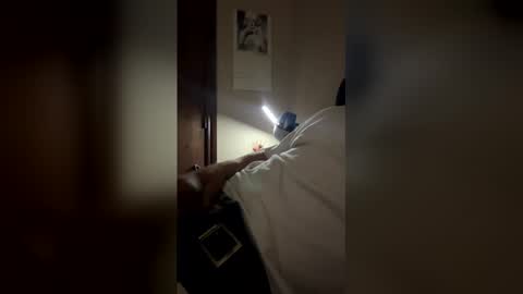 justinjohnson524 online show from April 19, 10:34 pm