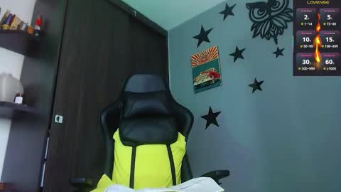 Justinsc online show from November 25, 8:09 pm