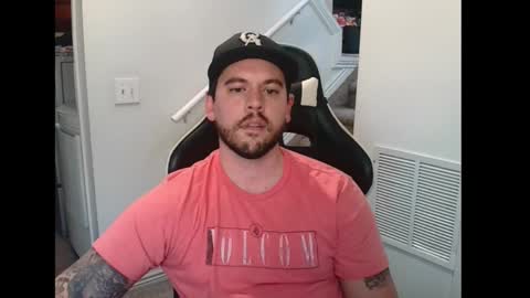 Snapshot of justintym69 chatting on November 7, 9:15 pm justintym69 online show from November 7, 9:15 pm