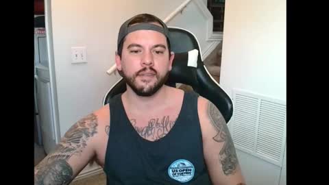 Snapshot of justintym69 chatting on November 18, 6:12 pm justintym69 online show from November 18, 6:12 pm