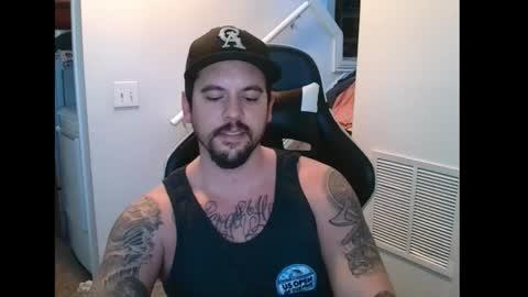 Snapshot of justintym69 chatting on December 1, 8:25 pm justintym69 online show from December 1, 8:25 pm