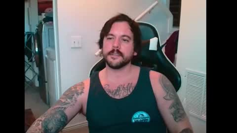 Snapshot of justintym69 chatting on February 9, 8:35 pm justintym69 online show from February 9, 8:35 pm