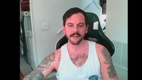 Snapshot of justintym69 chatting on July 4, 3:29 pm justintym69 online show from July 4, 3:29 pm