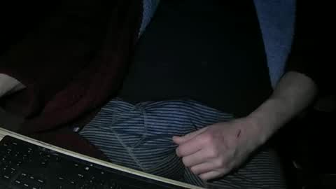 Justme39057 online show from March 3, 4:46 pm