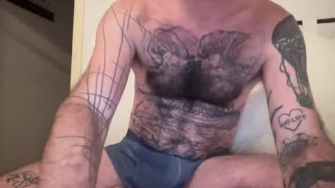 justmeandyou00 online show from February 13, 4:14 pm