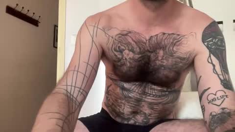 justmeandyou00 online show from February 23, 11:40 am