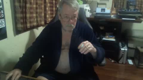 Snapshot of justmeohio chatting on March 9, 3:10 am justmeohio online show from March 9, 3:10 am