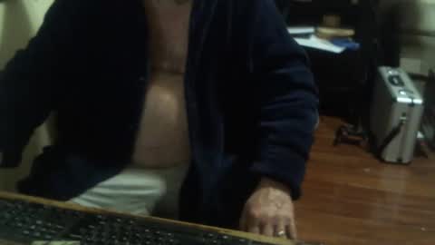 Snapshot of justmeohio chatting on April 2, 2:53 am justmeohio online show from April 2, 2:53 am